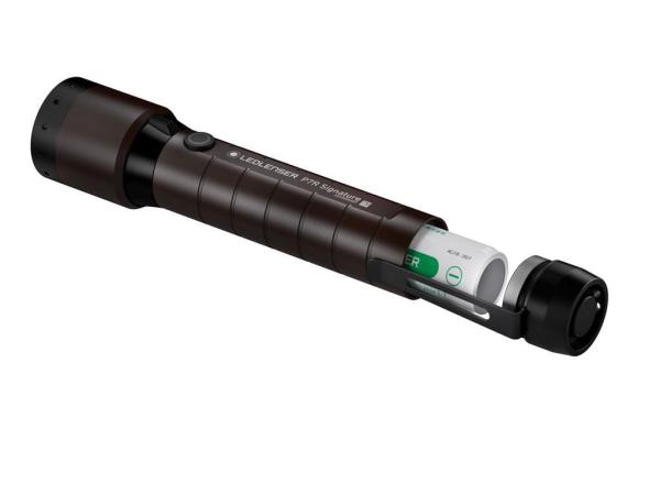 Polnilna ročna svetilka Ledlenser P7R Signature, Črna