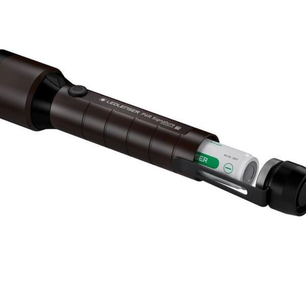 Ročna polnilna svetilka Ledlenser P6R Signature, Črna